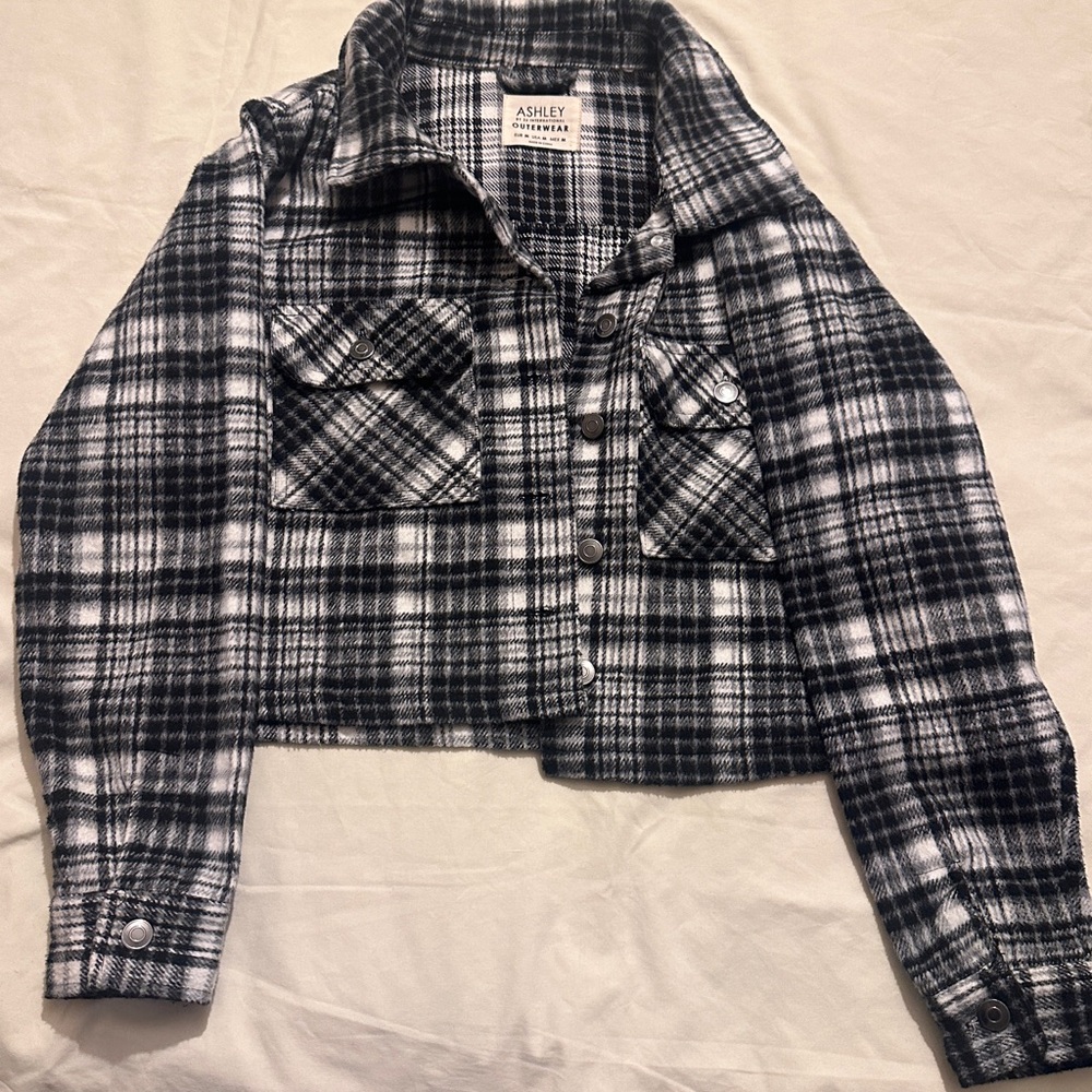 Black and white crop Jacket